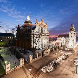 Senacki Hotell